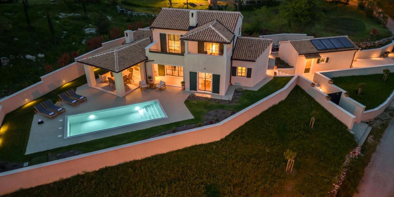 Villa Bora With Sauna And Heated Pool Vele Mune 외부 사진
